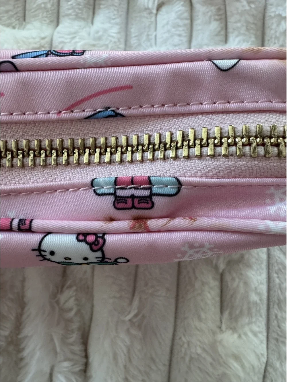 Stoney Clover Lane X Hello Kitty small skiing pouch